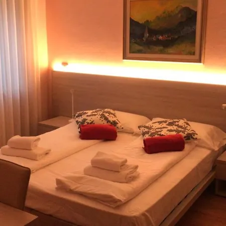 Adriatico Rooms-3